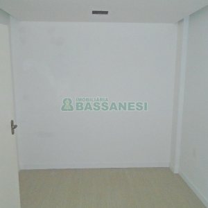 Sala com 100m², no bairro Sanvitto em Caxias do Sul para Alugar