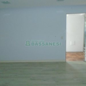 Sala com 100m², no bairro Sanvitto em Caxias do Sul para Alugar