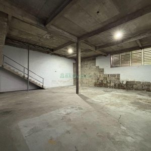 Pavilhão com 400m², no bairro Sagrada Família em Caxias do Sul para Alugar