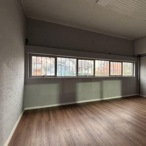 Pavilhão com 400m², no bairro Sagrada Família em Caxias do Sul para Alugar
