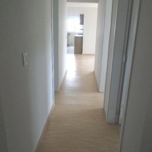 Apartamento com 85m², 3 dormitórios, 2 vagas, no bairro Desvio Rizzo em Caxias do Sul para Alugar