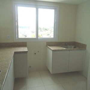 Apartamento com 85m², 3 dormitórios, 2 vagas, no bairro Desvio Rizzo em Caxias do Sul para Alugar