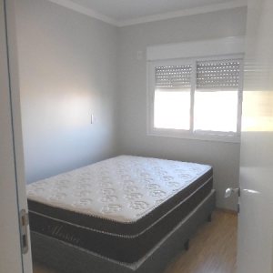 Apartamento com 85m², 3 dormitórios, 2 vagas, no bairro Desvio Rizzo em Caxias do Sul para Alugar