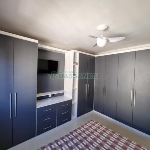 Apartamento com 70m², 2 dormitórios, 1 vaga, no bairro Vinhedos em Caxias do Sul para Comprar