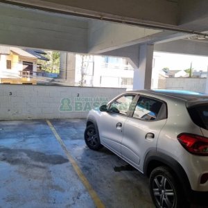 Apartamento com 70m², 2 dormitórios, 1 vaga, no bairro Vinhedos em Caxias do Sul para Comprar