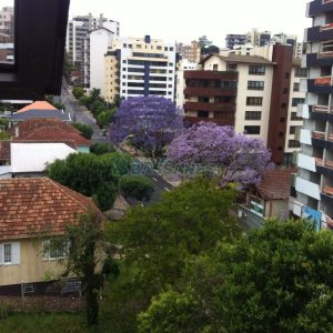 Apto Mobiliado com 147m², 2 dormitórios, 2 vagas, no bairro Madureira em Caxias do Sul para Comprar