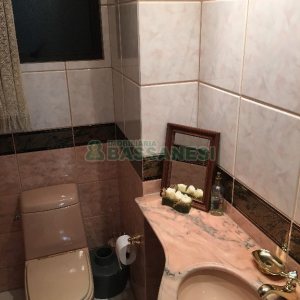 Apto Mobiliado com 147m², 2 dormitórios, 2 vagas, no bairro Madureira em Caxias do Sul para Comprar