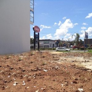 Terreno com 372m², no bairro Cinqüentenário em Caxias do Sul para Alugar