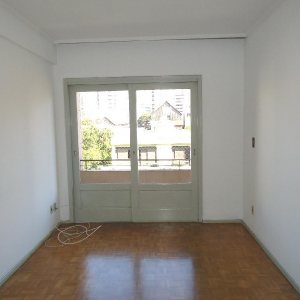 Apartamento com 67m², 2 dormitórios, 1 vaga, no bairro Centro em Caxias do Sul para Comprar