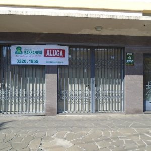 Loja com 102m², no bairro São Pelegrino em Caxias do Sul para Alugar