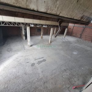 Pavilhão com 873m², no bairro Santa Fé em Caxias do Sul para Alugar