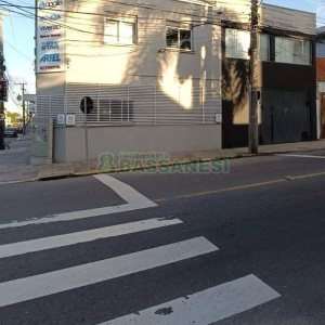 Predio com 400m², 2 vagas, no bairro Santa Catarina em Caxias do Sul para Alugar