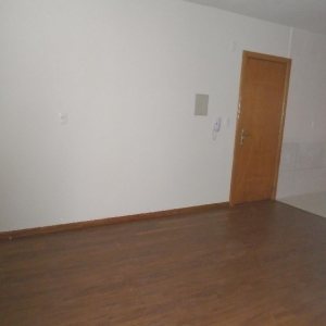 Apartamento com 65m², 2 dormitórios, 2 vagas, no bairro Cinqüentenário em Caxias do Sul para Comprar