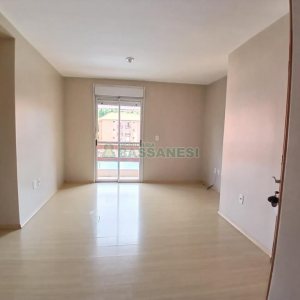 Apartamento com 70m², 3 dormitórios, 2 vagas, no bairro Universitário em Caxias do Sul para Alugar