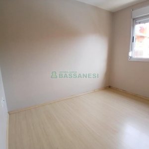 Apartamento com 70m², 3 dormitórios, 2 vagas, no bairro Universitário em Caxias do Sul para Alugar