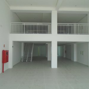 Loja com 370m², no bairro Villagio Iguatemi em Caxias do Sul para Comprar