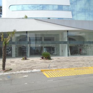 Loja com 370m², no bairro Villagio Iguatemi em Caxias do Sul para Comprar