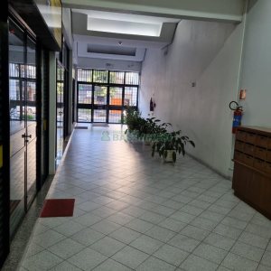 Loja com 198m², 2 vagas, no bairro Centro em Caxias do Sul para Alugar ou Comprar