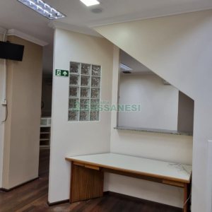 Loja com 198m², 2 vagas, no bairro Centro em Caxias do Sul para Alugar ou Comprar