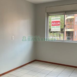 Apartamento com 60m², 2 dormitórios, 1 vaga, no bairro Interlagos em Caxias do Sul para Alugar