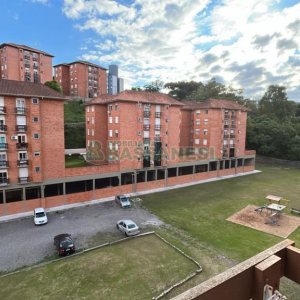 Apartamento com 60m², 2 dormitórios, 1 vaga, no bairro Interlagos em Caxias do Sul para Alugar