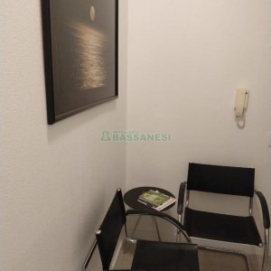 Sala com 48m², no bairro Centro em Caxias do Sul para Comprar
