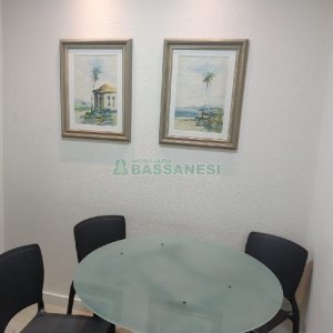 Sala com 48m², no bairro Centro em Caxias do Sul para Comprar