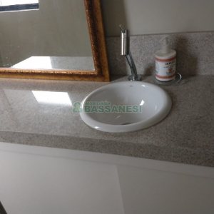 Sala com 48m², no bairro Centro em Caxias do Sul para Comprar