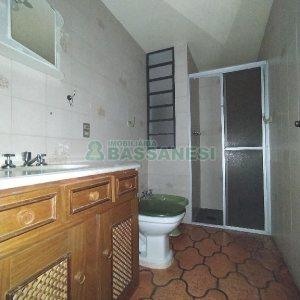 Apartamento com 112m², 3 dormitórios, 2 vagas, no bairro Centro em Caxias do Sul para Comprar