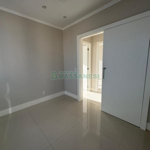 Sala com 59m², 1 vaga, no bairro São Pelegrino em Caxias do Sul para Alugar ou Comprar