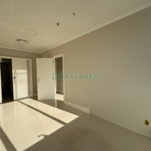 Sala com 59m², 1 vaga, no bairro São Pelegrino em Caxias do Sul para Alugar ou Comprar