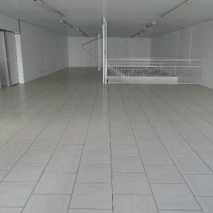 Loja com 300m², no bairro Centro em Caxias do Sul para Alugar