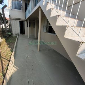 Casa com 80m², 3 dormitórios, 1 vaga, no bairro Rio Branco em Caxias do Sul para Alugar