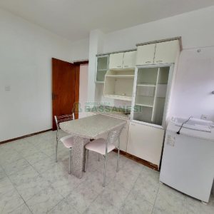 Apartamento com 77m², 2 dormitórios, 1 vaga, no bairro Centro em Caxias do Sul para Alugar