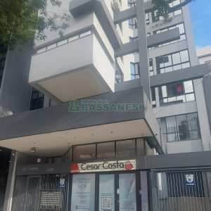Apartamento com 77m², 2 dormitórios, 1 vaga, no bairro Centro em Caxias do Sul para Alugar