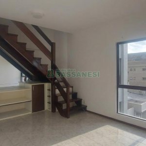 Apartamento com 77m², 2 dormitórios, 1 vaga, no bairro Centro em Caxias do Sul para Alugar