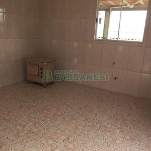 Casa com 412m², 7 dormitórios, 6 vagas, no bairro Jardim das Hortências em Caxias do Sul para Comprar