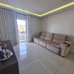 Apto Mobiliado com 100m², 2 dormitórios, 1 vaga, no bairro Santa Catarina em Caxias do Sul para Alugar