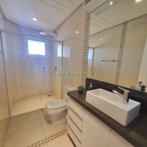 Apto Mobiliado com 100m², 2 dormitórios, 1 vaga, no bairro Santa Catarina em Caxias do Sul para Alugar