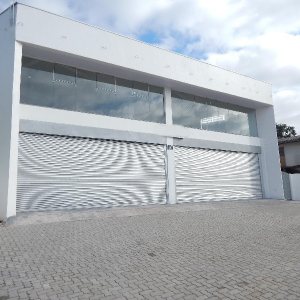 Loja com 570m², no bairro Esplanada em Caxias do Sul para Alugar