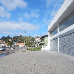 Loja com 570m², no bairro Esplanada em Caxias do Sul para Alugar