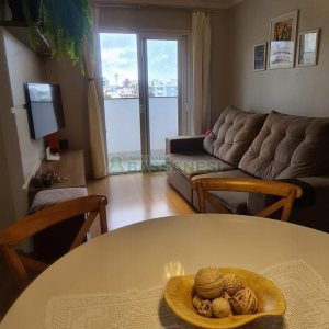 Apto Mobiliado com 77m², 3 dormitórios, 2 vagas, no bairro Pio X em Caxias do Sul para Alugar ou Comprar