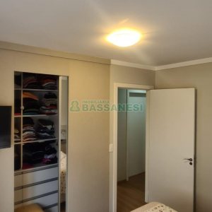 Apto Mobiliado com 77m², 3 dormitórios, 2 vagas, no bairro Pio X em Caxias do Sul para Alugar ou Comprar