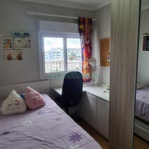Apto Mobiliado com 77m², 3 dormitórios, 2 vagas, no bairro Pio X em Caxias do Sul para Alugar ou Comprar