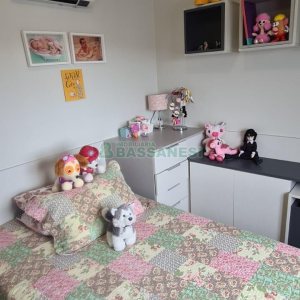 Apto Mobiliado com 77m², 3 dormitórios, 2 vagas, no bairro Pio X em Caxias do Sul para Alugar ou Comprar