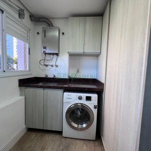 Apto Mobiliado com 101m², 3 dormitórios, 2 vagas, no bairro Universitário em Caxias do Sul para Alugar