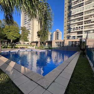 Apto Mobiliado com 101m², 3 dormitórios, 2 vagas, no bairro Universitário em Caxias do Sul para Alugar