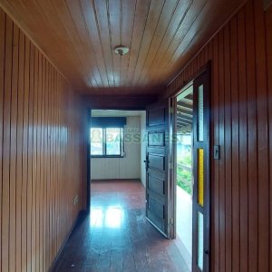 Casa com 166m², 2 dormitórios, 1 vaga, no bairro Rio Branco em Caxias do Sul para Comprar