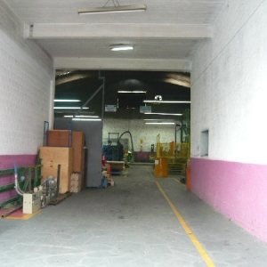 Pavilhão com 1000m², no bairro Centro em Caxias do Sul para Comprar