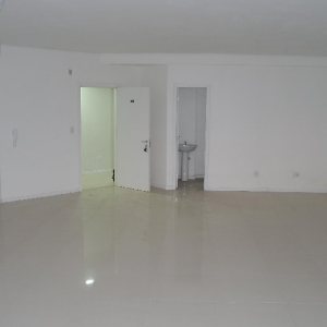 Sala com 70m², 1 vaga, no bairro Santa Catarina em Caxias do Sul para Alugar